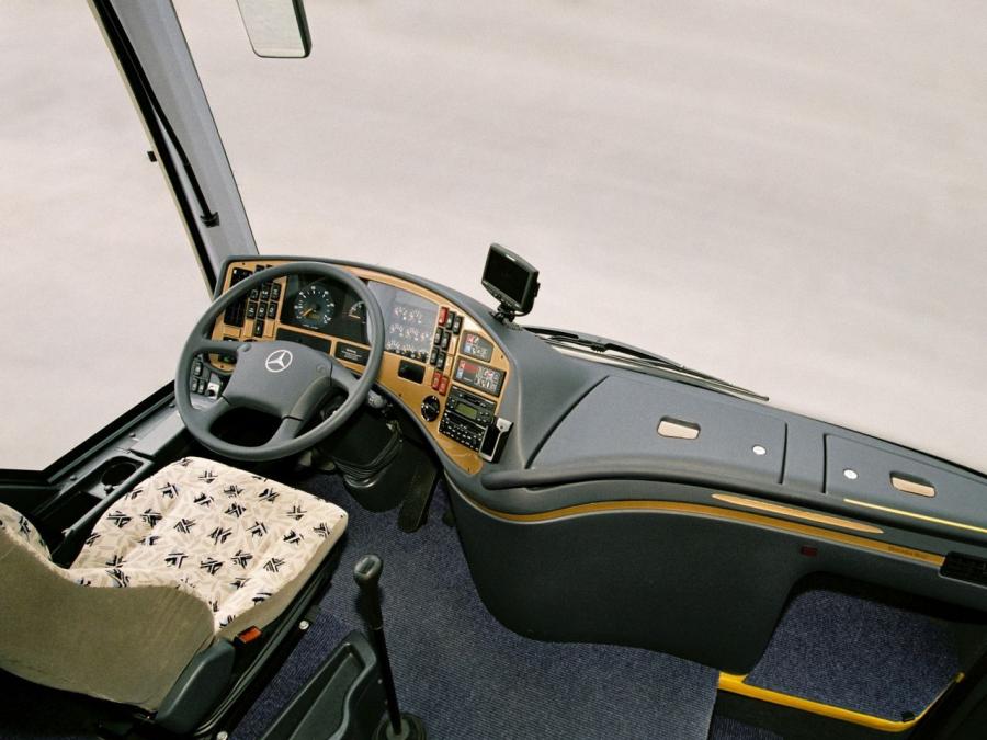  Mercedes-Benz Tourismo Edition 10000 O350 2005 года  (фото 8 из 11)